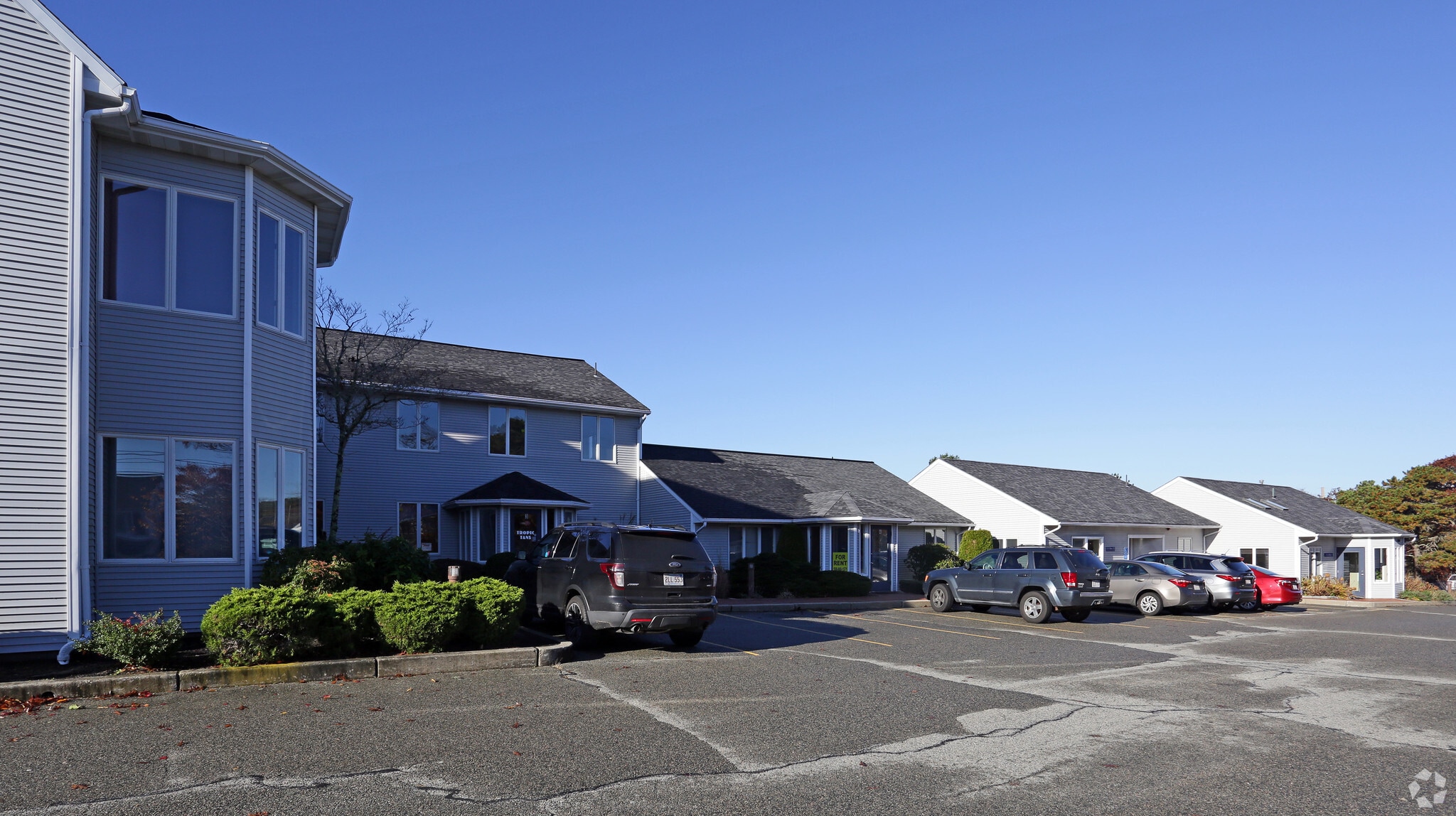 180 State Rd, Sagamore Beach, MA for lease Primary Photo- Image 1 of 5