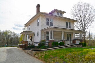 More details for 713 Oak St, Farmville, VA - Office for Sale