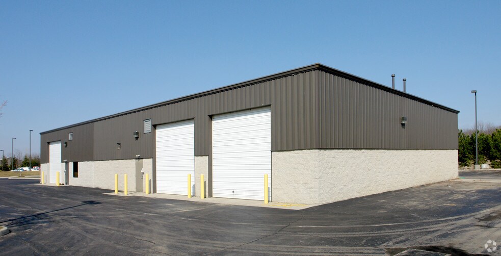 6190-6200 Enterprise Ct, Dublin, OH for lease - Building Photo - Image 2 of 6