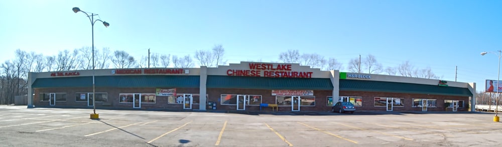 109-119 N US-169 Hwy, Smithville, MO for lease Building Photo- Image 1 of 5