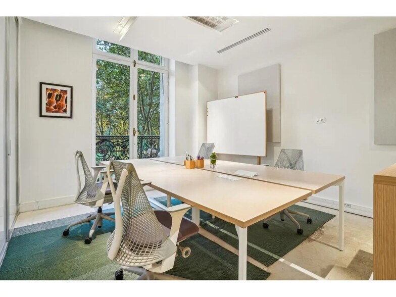 70 Boulevard De Courcelles, Paris à louer - Photo du bâtiment - Image 2 de 22