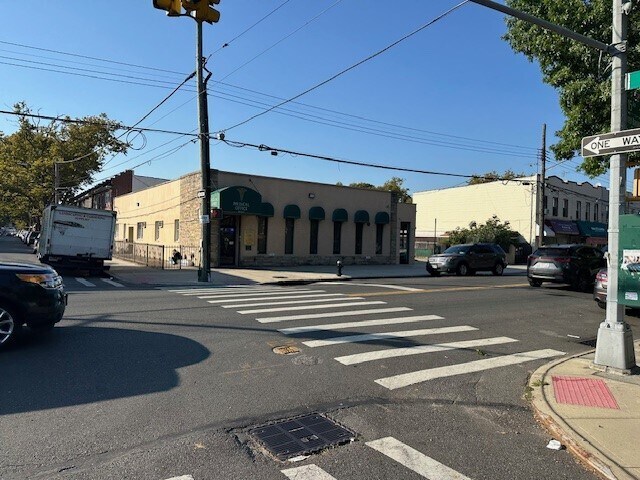 8120 15th Ave, Brooklyn, NY à vendre - Photo du bâtiment - Image 3 de 6