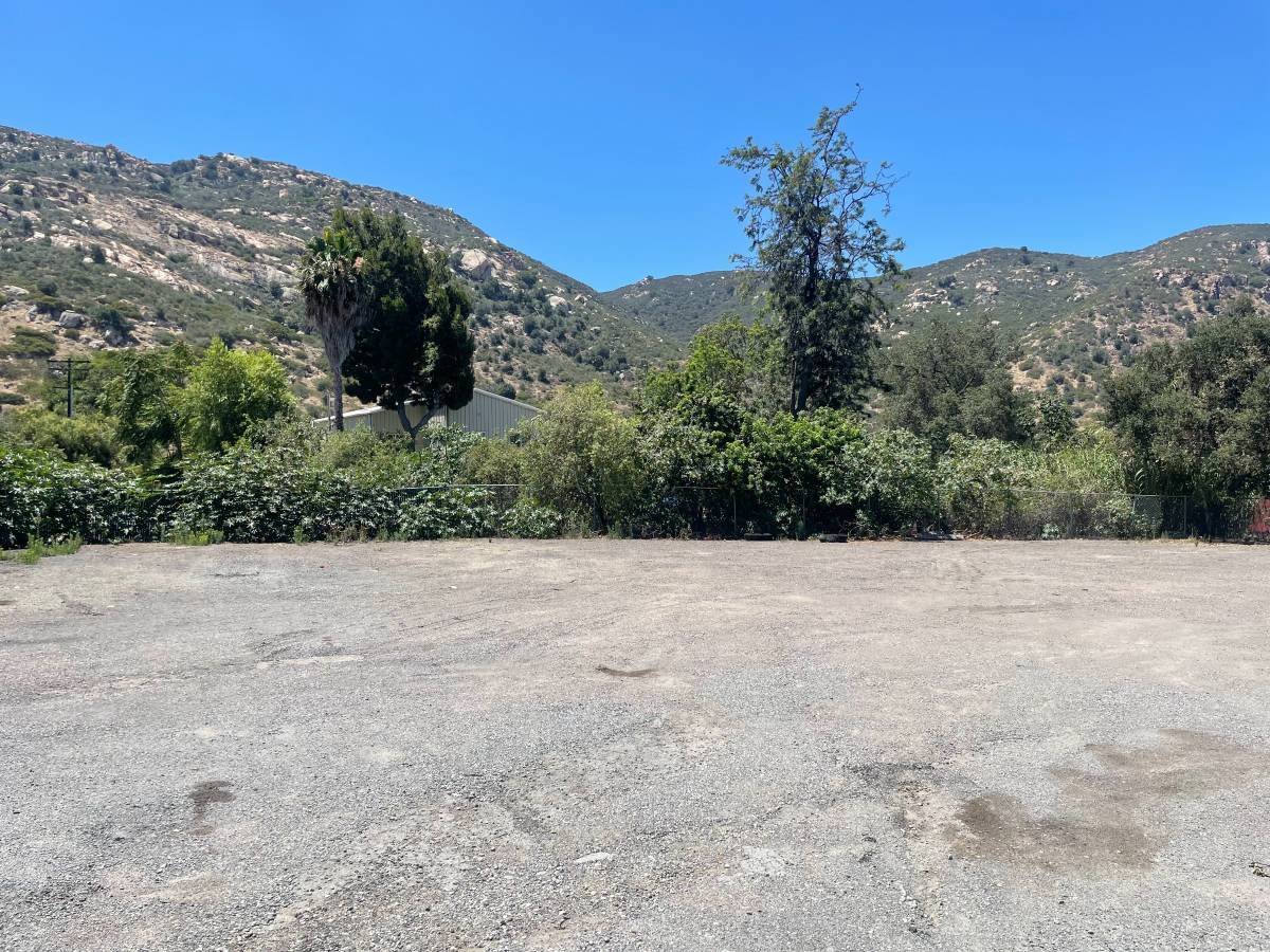 15405 Olde Highway 80, El Cajon, CA for lease Building Photo- Image 1 of 3