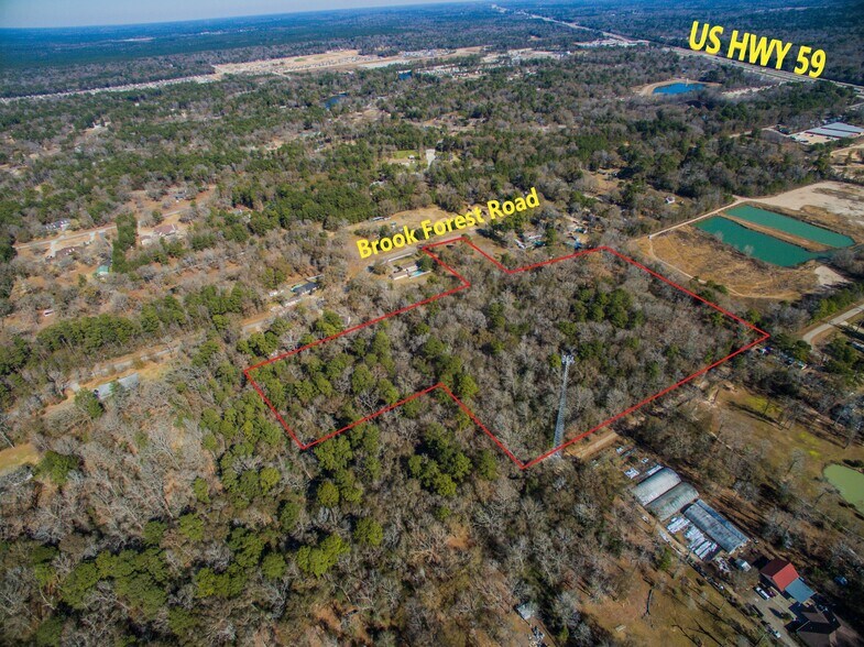 23204 Brook Forest Road, New Caney, TX à vendre - Photo du bâtiment - Image 2 de 4