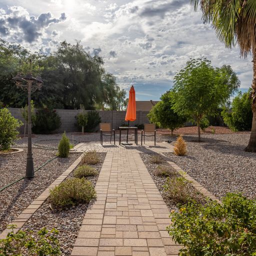 XXZZZ N Assisted Living Home, Phoenix, AZ à vendre - Photo du bâtiment - Image 2 de 11