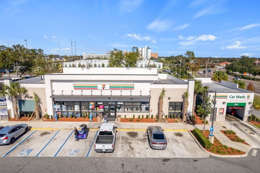 316 E Memorial Blvd, Lakeland, FL for sale - Building Photo - Image 1 of 4