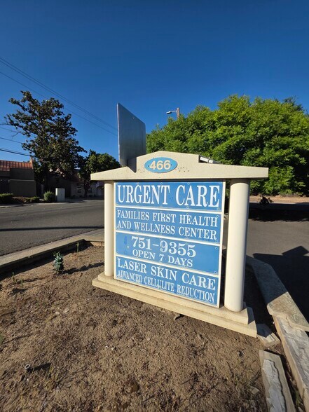 466 Del Norte Ave, Yuba City, CA à vendre - Photo du bâtiment - Image 3 de 22