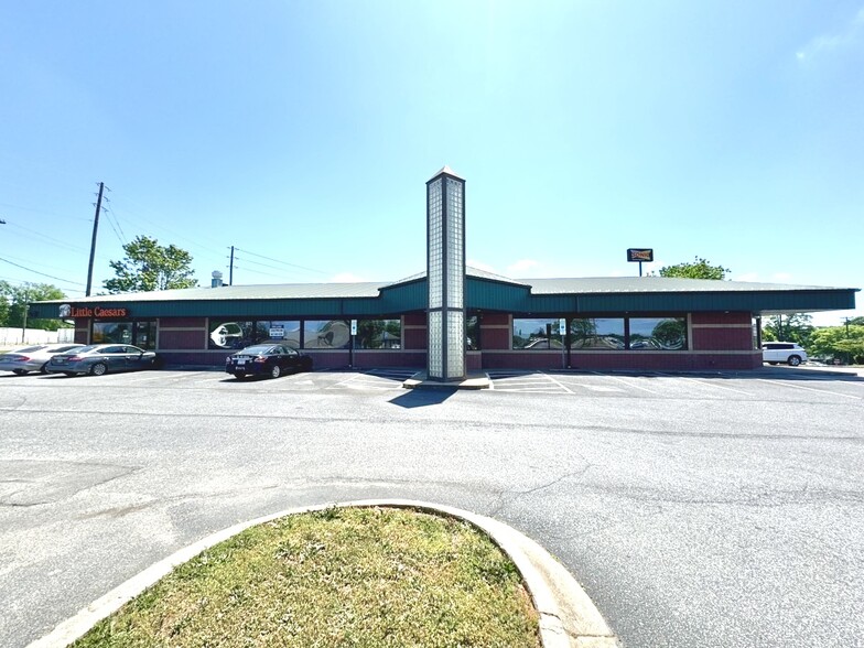 821 S Lafayette St, Shelby, NC for lease - Building Photo - Image 2 of 6