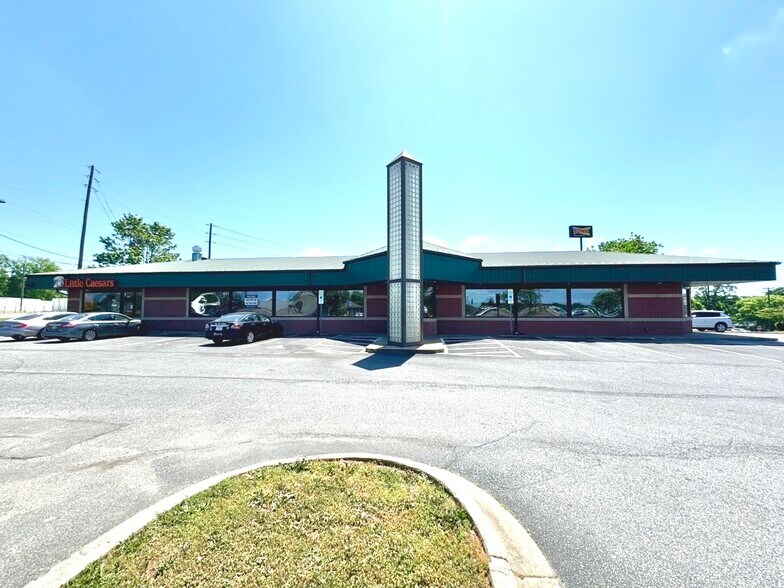 821 S Lafayette St, Shelby, NC à louer - Photo du bâtiment - Image 2 de 6