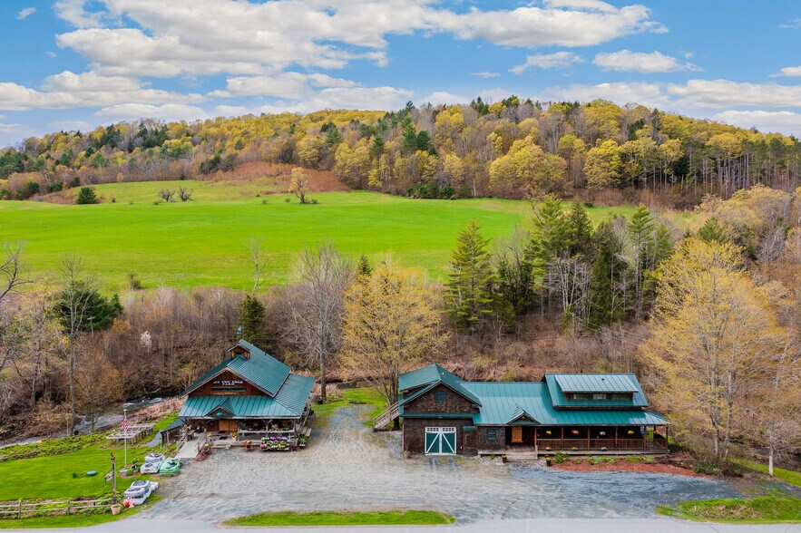 49 Vermont 12, Pomfret, VT à vendre - Photo du bâtiment - Image 2 de 41