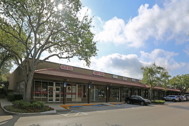 More details for 4366-4430 Northlake Blvd, Palm Beach Gardens, FL - Retail for Lease