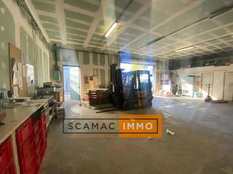 Bureau dans Rousset à louer - Photo intérieure - Image 2 de 4