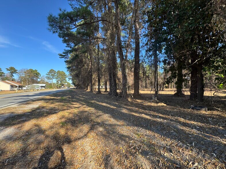 1183 NC-177, Hamlet, NC à vendre - Photo du bâtiment - Image 2 de 7
