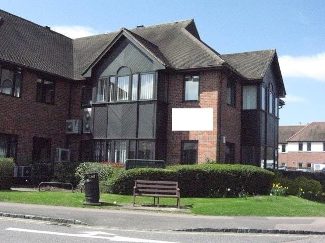 London Rd, Amersham à vendre - Photo du bâtiment - Image 3 de 3