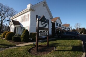 178-202 Teaticket Hwy, East Falmouth, MA for lease Building Photo- Image 1 of 8