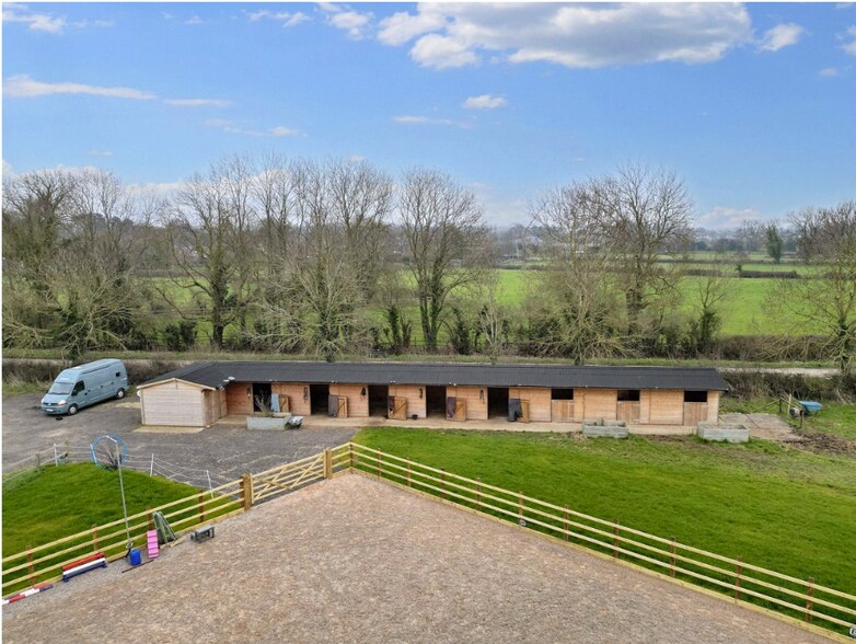 Pasture Ln, Sutton Bonington à vendre - Photo du bâtiment - Image 2 de 9