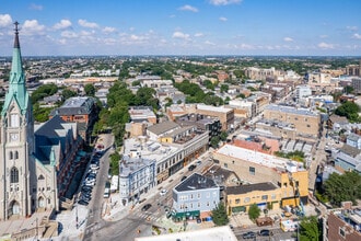 3020 N Lincoln Ave, Chicago, IL - AERIAL map view