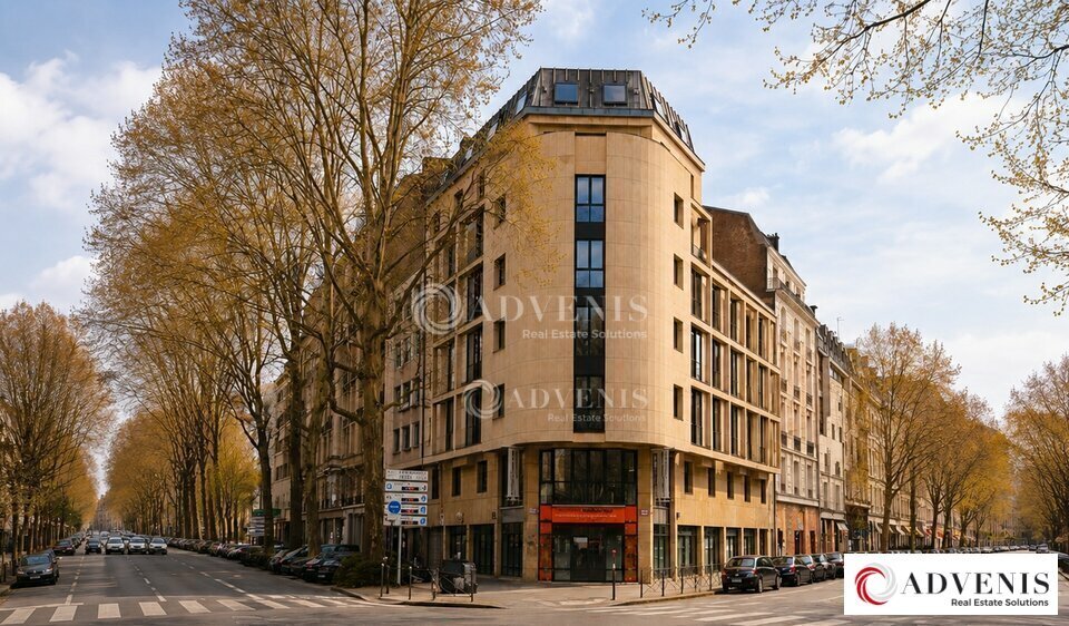 Bureau dans Lille à vendre - Photo du bâtiment - Image 1 de 9