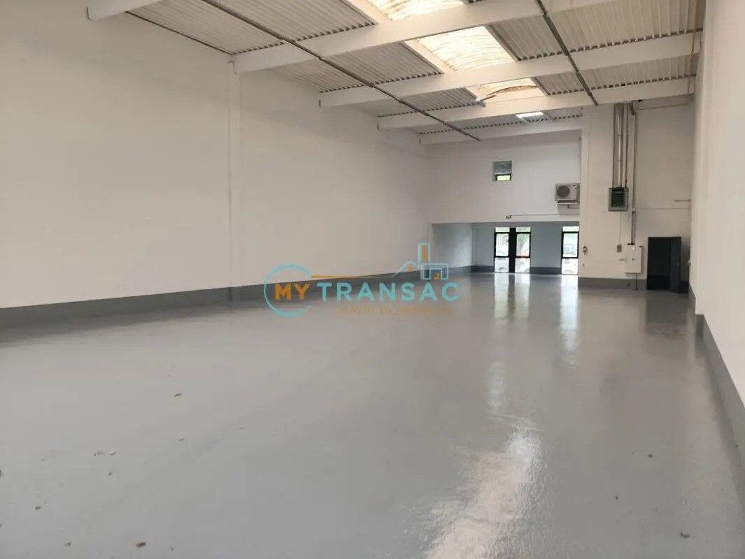 Flex in Bonneuil-sur-Marne for lease Interior Photo- Image 1 of 7