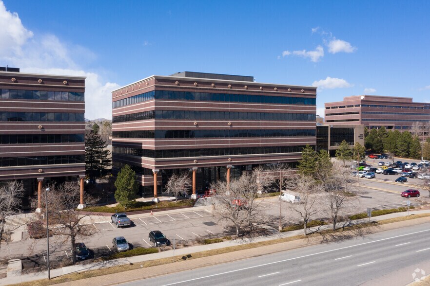 225 Union Blvd, Lakewood, CO à louer - Photo du bâtiment - Image 3 de 24