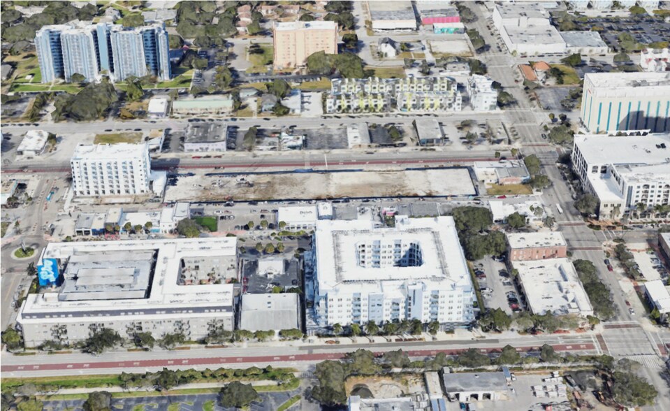 1001 1st Ave N, Saint Petersburg, FL à vendre - Photo du bâtiment - Image 3 de 7