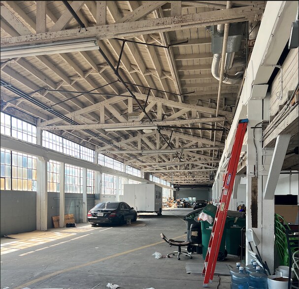 5749 Horton St, Emeryville, CA à louer - Photo du bâtiment - Image 3 de 13
