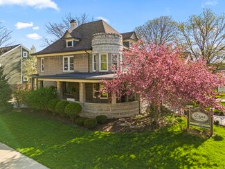 Plus de détails pour 237 W Jefferson Ave, Naperville, IL - Commerce de détail à vendre
