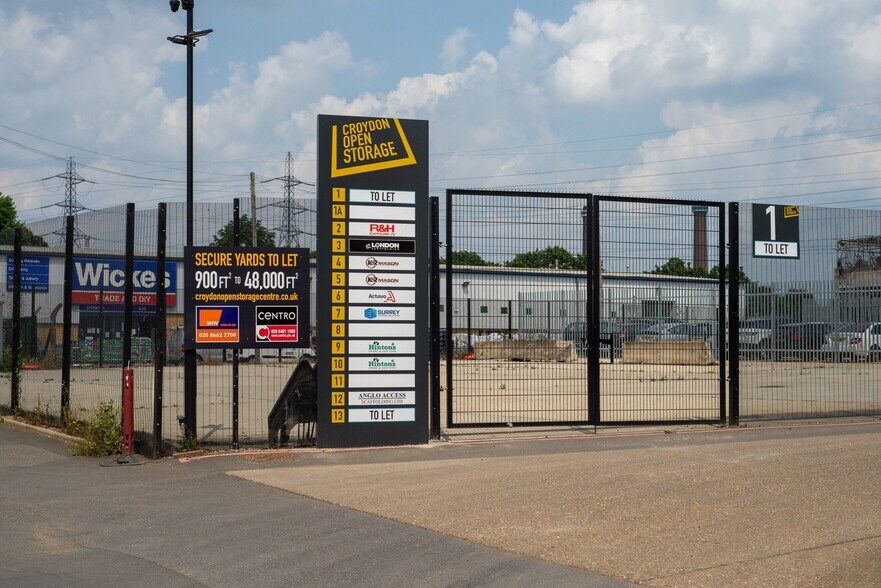 112 Beddington Ln, Croydon à louer - Photo du bâtiment - Image 3 de 4