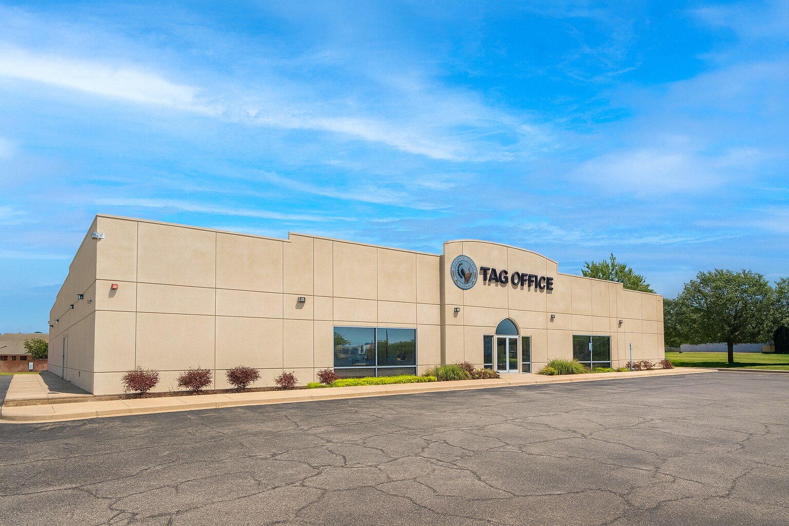 5620 E Kellogg Dr, Wichita, KS à vendre Photo du bâtiment- Image 1 de 12