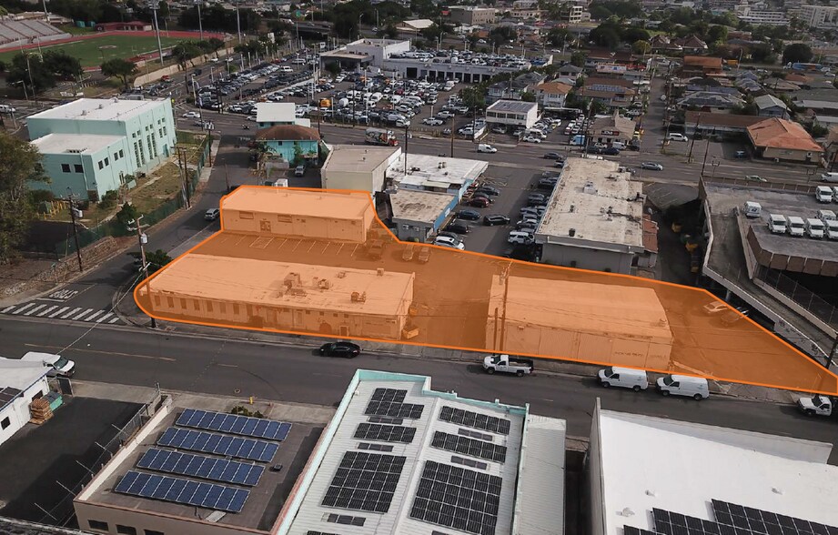 1350 Mookaula St, Honolulu, HI à vendre - Photo du bâtiment - Image 2 de 4
