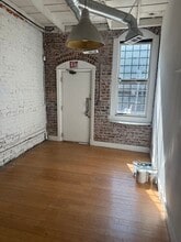 235 Walker St, Atlanta, GA à louer Photo intérieure- Image 2 de 2