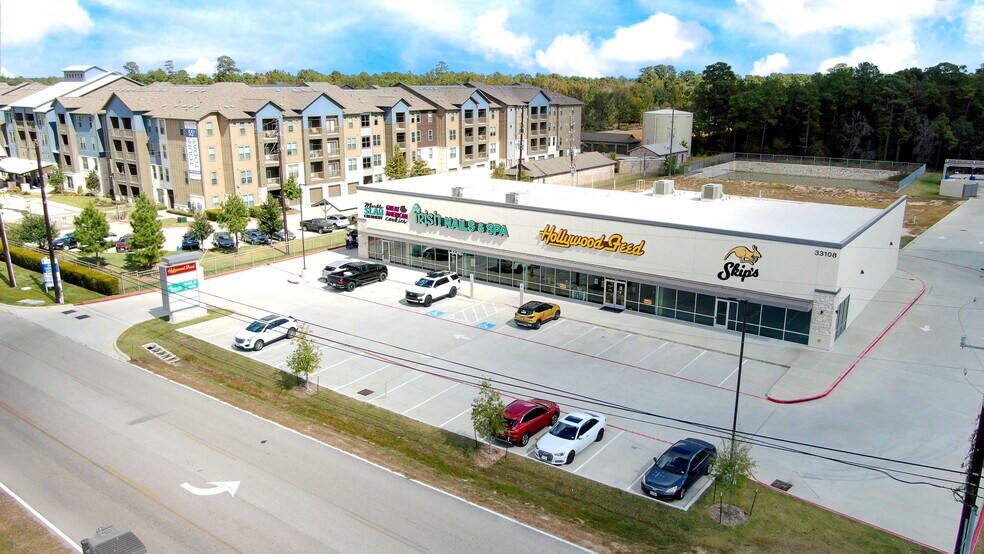 33108 Magnolia Cir, Magnolia, TX à vendre - Photo du bâtiment - Image 2 de 2