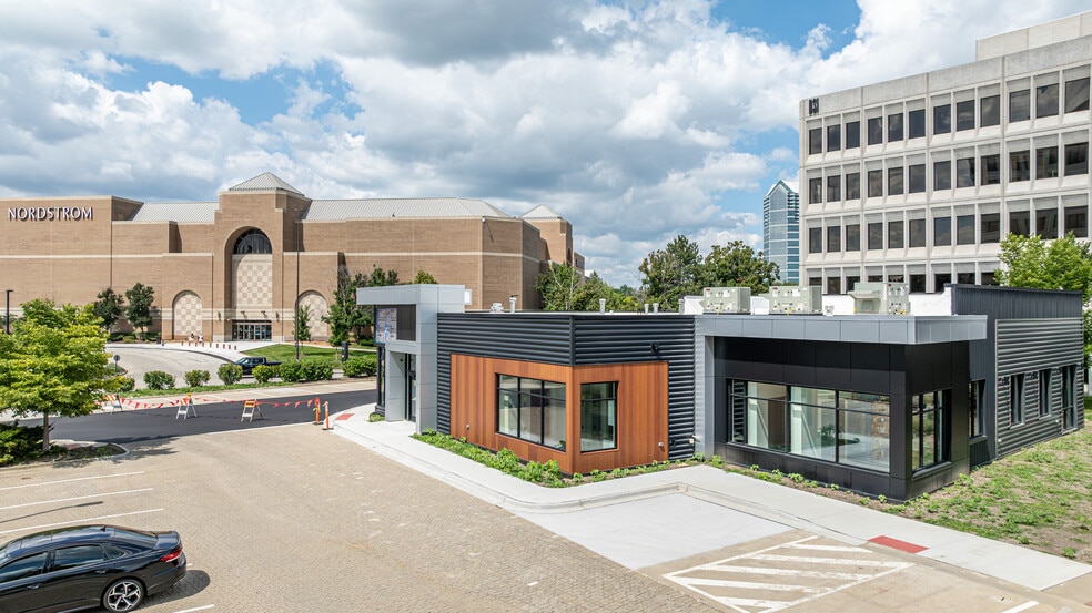 1180 Harger Rd, Oak Brook, IL for lease - Building Photo - Image 2 of 17