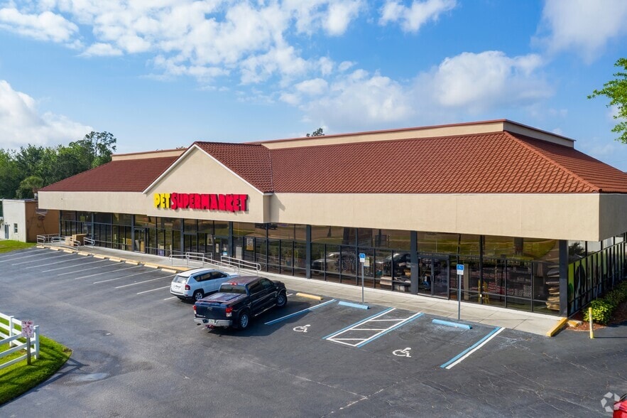 4688-4690 W Irlo Bronson Memorial Hwy, Kissimmee, FL for lease - Building Photo - Image 3 of 9
