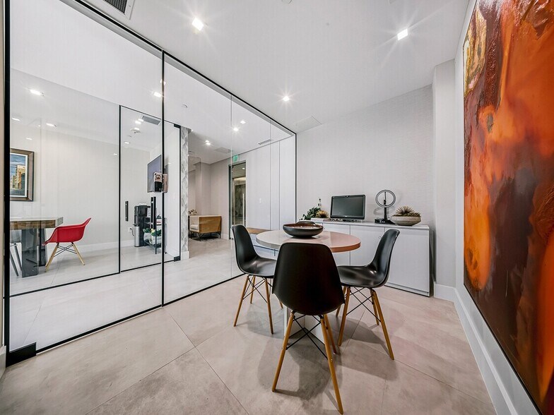 150 SE 2nd Ave, Miami, FL à vendre - Photo du bâtiment - Image 3 de 35