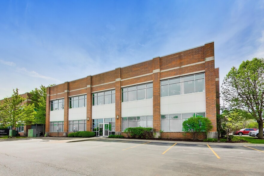 2640 Patriot Blvd, Glenview, IL for sale - Building Photo - Image 3 of 27