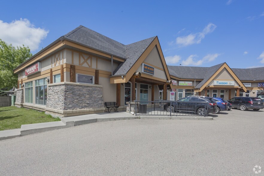 8 Weston Dr SW, Calgary, AB à vendre - Photo principale - Image 1 de 1