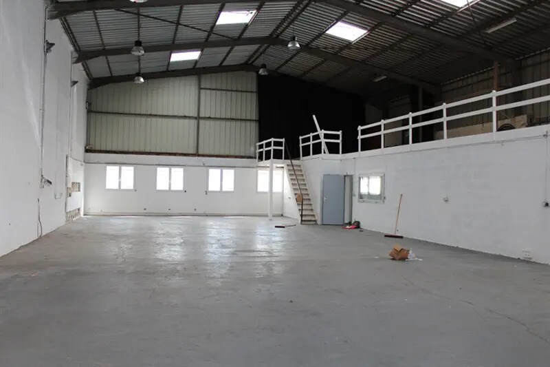 Flex dans Carquefou à louer - Photo du bâtiment - Image 2 de 5