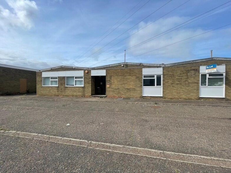 Bergen Way, Kings Lynn for lease - Building Photo - Image 2 of 2