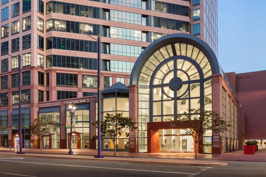 501 W broadway, San Diego, CA for lease - Building Photo - Image 3 of 29