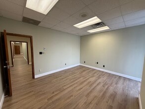 507 W Innes St, Salisbury, NC à louer Photo intérieure- Image 2 de 11