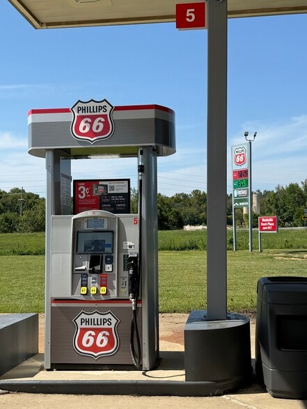 407 Highway 27 Byp, Nashville, AR à vendre - Photo du bâtiment - Image 3 de 18