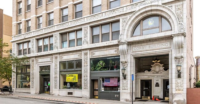 Plus de détails pour 422 Felix St, Saint Joseph, MO - Multi-résidentiel à vendre