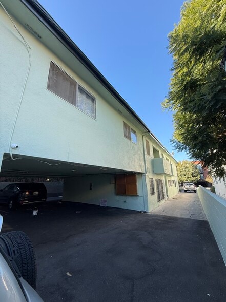 726 N Alfred St, West Hollywood, CA for sale - Building Photo - Image 3 of 26