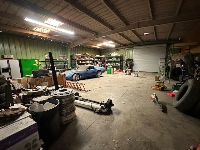 10111 CA-99, Stockton, CA à louer - Photo du bâtiment - Image 2 de 5