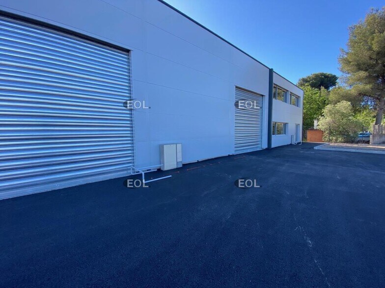 Flex dans Vitrolles à louer - Photo du bâtiment - Image 2 de 12