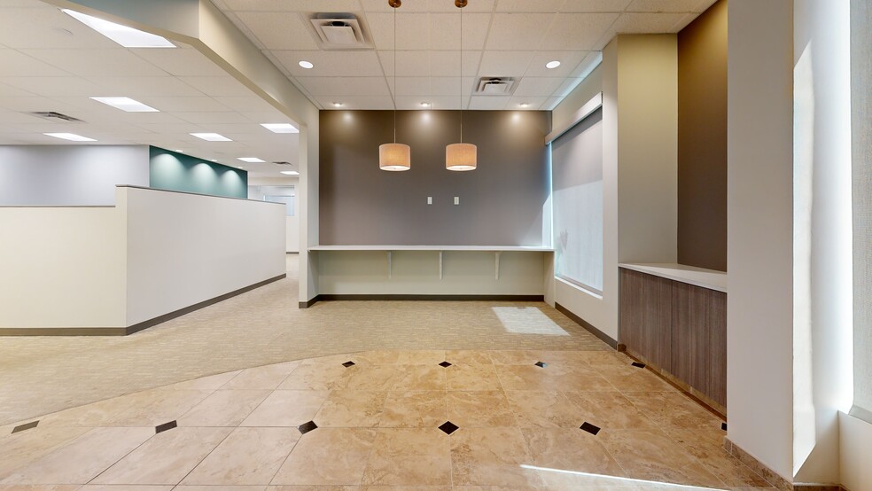 8020 Shaffer Pky, Littleton, CO for lease - Matterport 3D Scan - Image 2 of 12