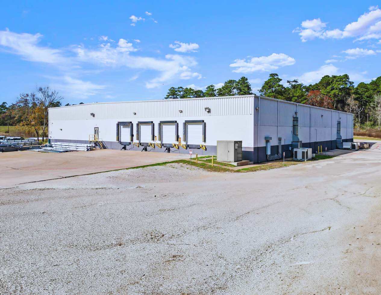 Elion Industrial Business Park portefeuille de 12 propriétés à vendre sur LoopNet.ca Photo principale- Image 1 de 3
