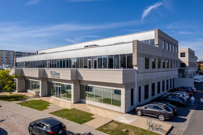 Plus de détails pour 4300-4800 Rue De La Savane, Montréal, QC - Bureau à louer