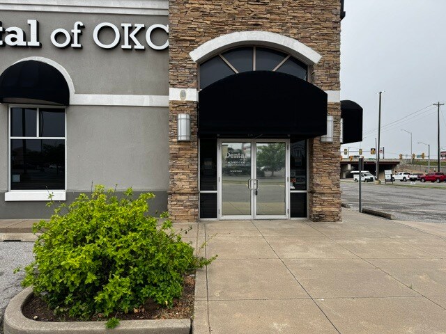 518 W I 240 Service Rd, Oklahoma City, OK for lease - Building Photo - Image 3 of 17